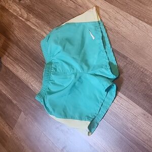 Girls nike 6x shorts